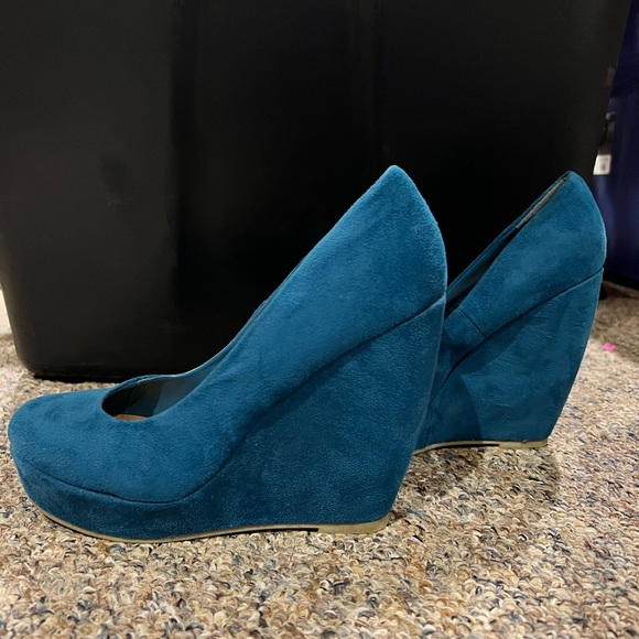 Wedges - Picture 3 of 4